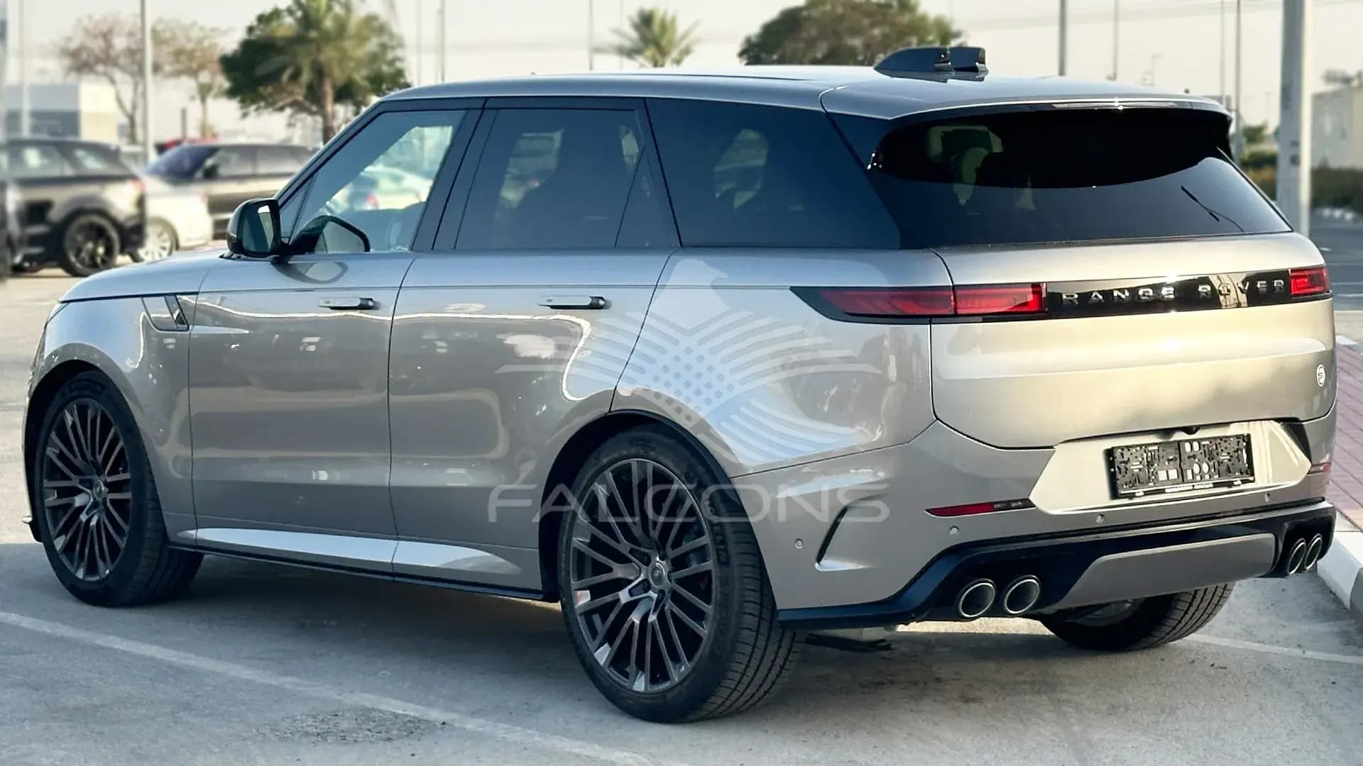 4.4L SPORT SV EDITION ONE V8 P635 AT - Image 2