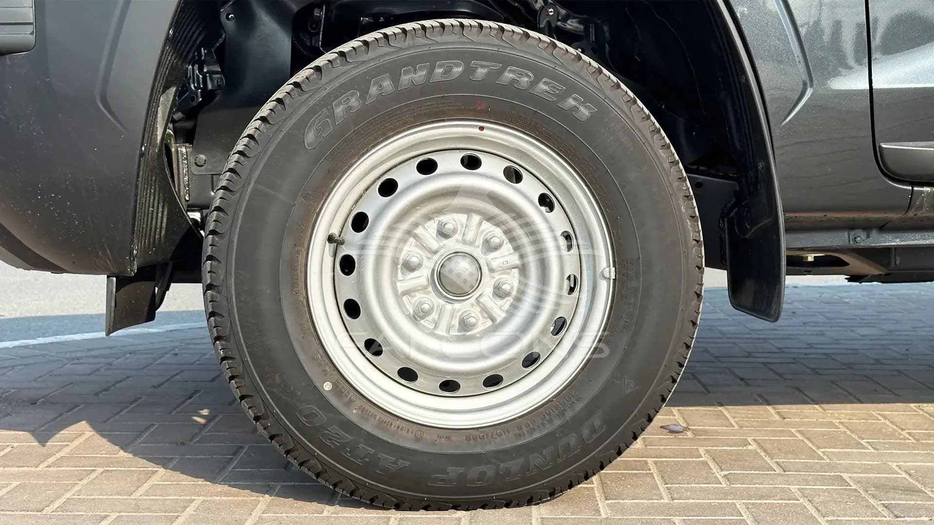 2.4L D DC 4WD GL Chrome MT - Image 7