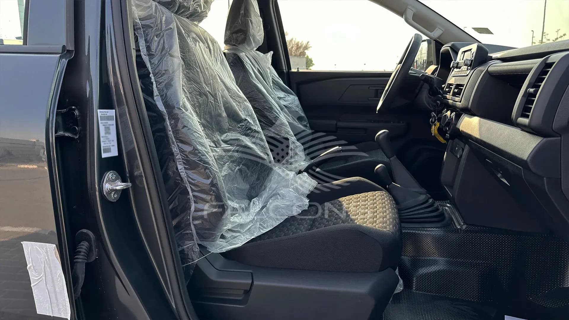 2.4L D DC 4WD GL Chrome MT - Image 10