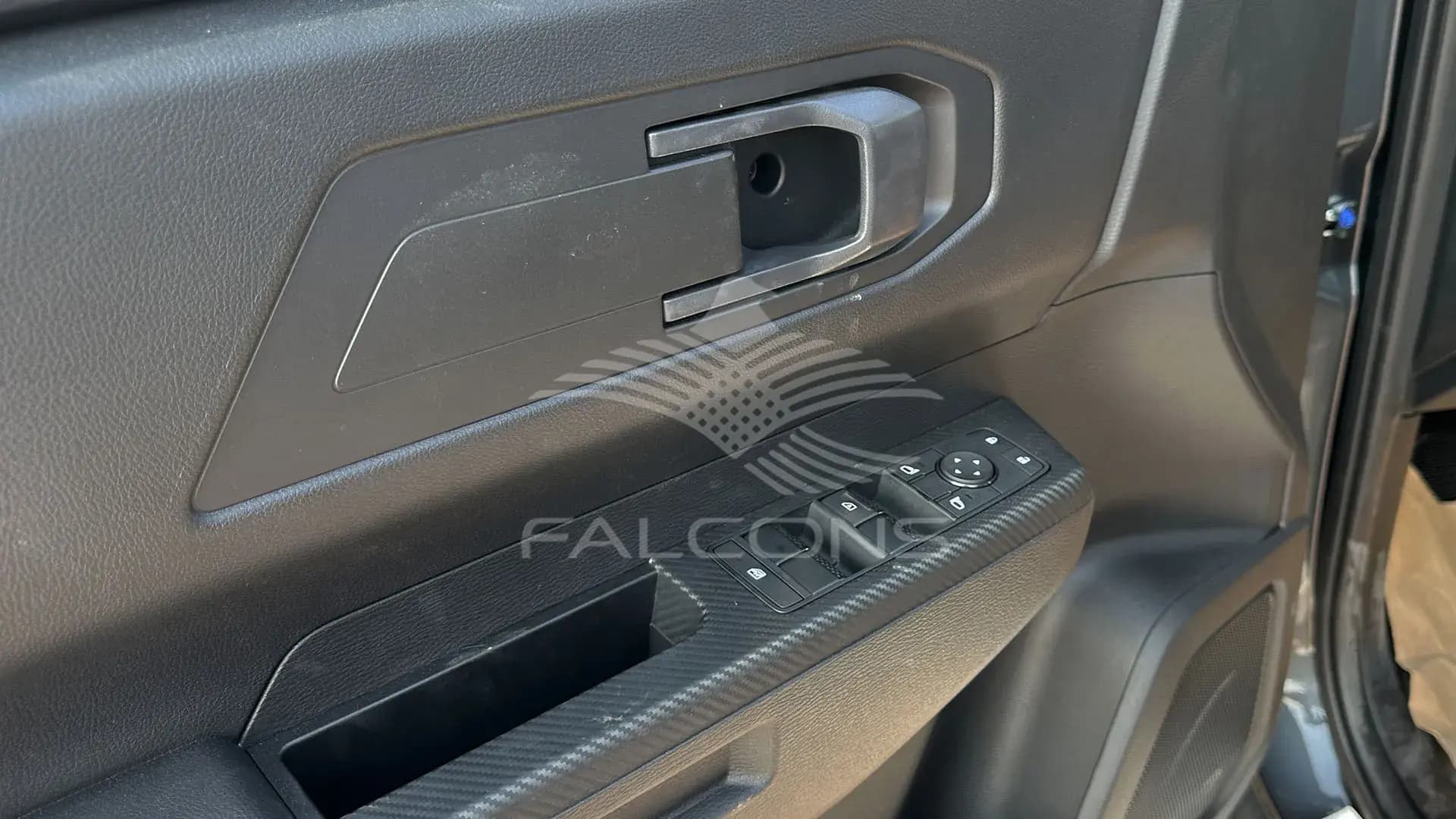 2.4L D DC 4WD GL Chrome MT - Image 12