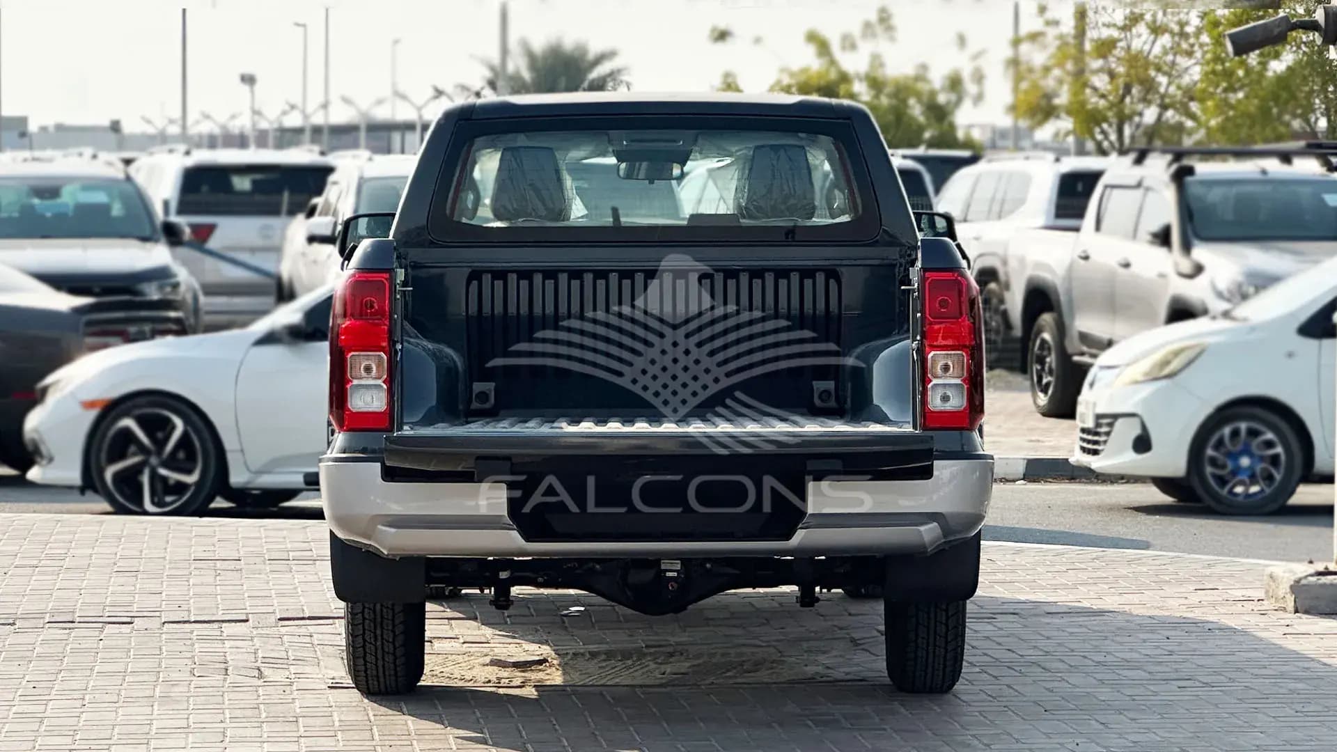 2.4L D DC 4WD GL Chrome MT - Image 17