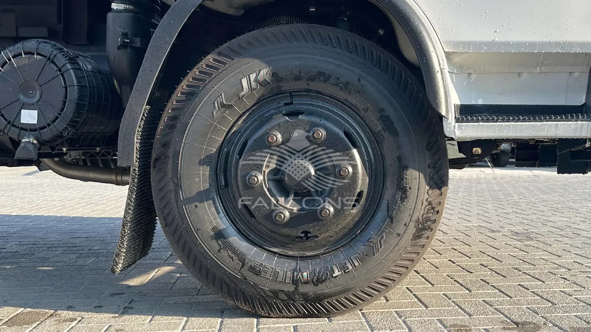 3.5L 4x2 LHD Diesel MT - Image 8