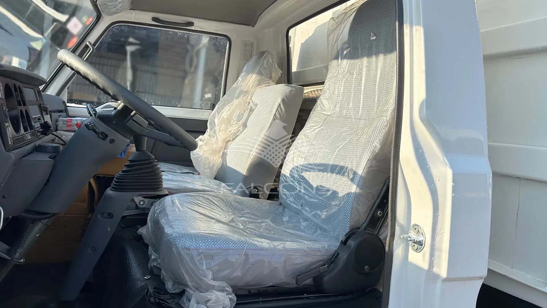 3.5L 4x2 LHD Diesel MT - Image 11