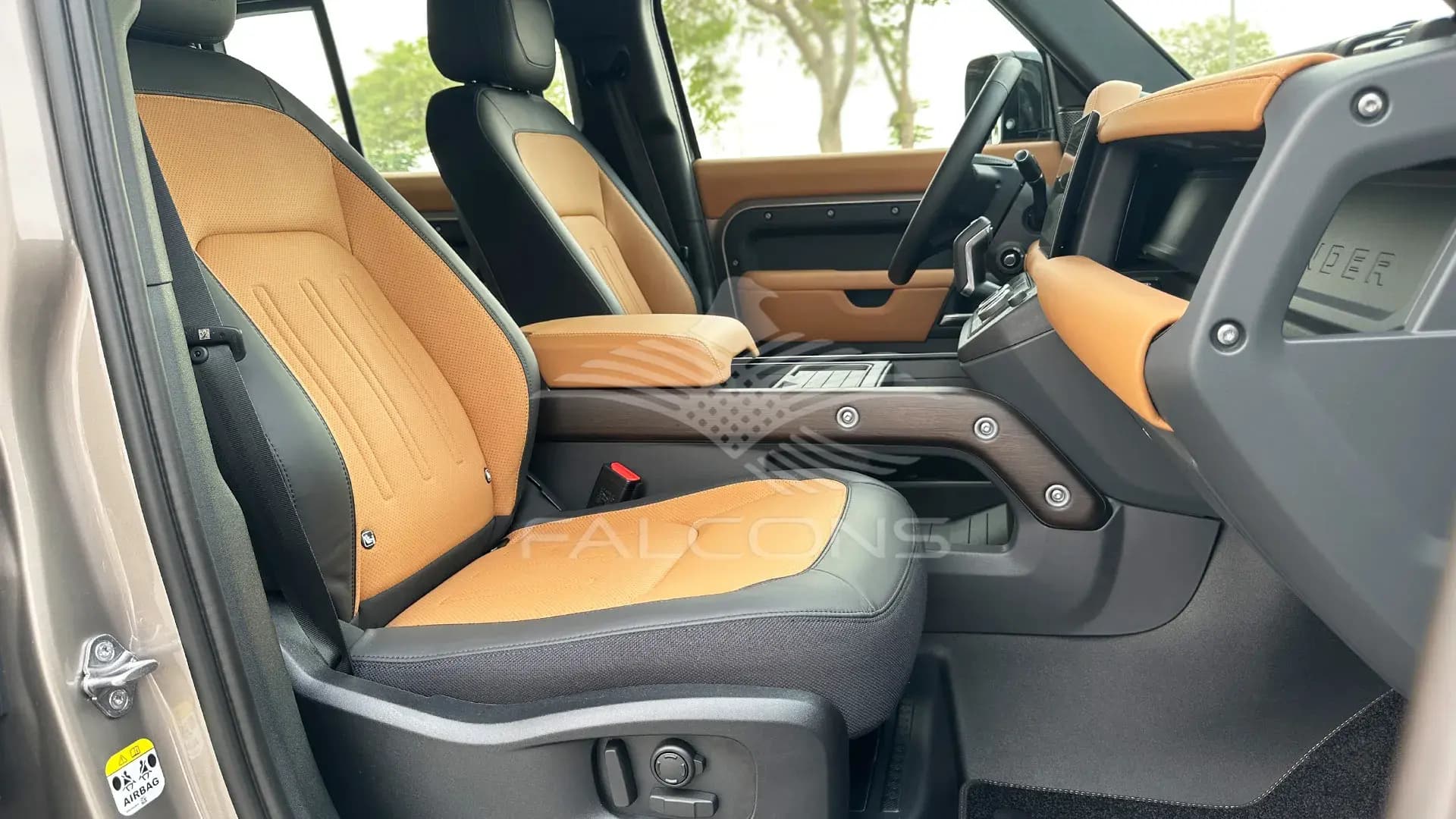 3.0L 110 P400 X EDITION 20 ALLOY AT - Image 9