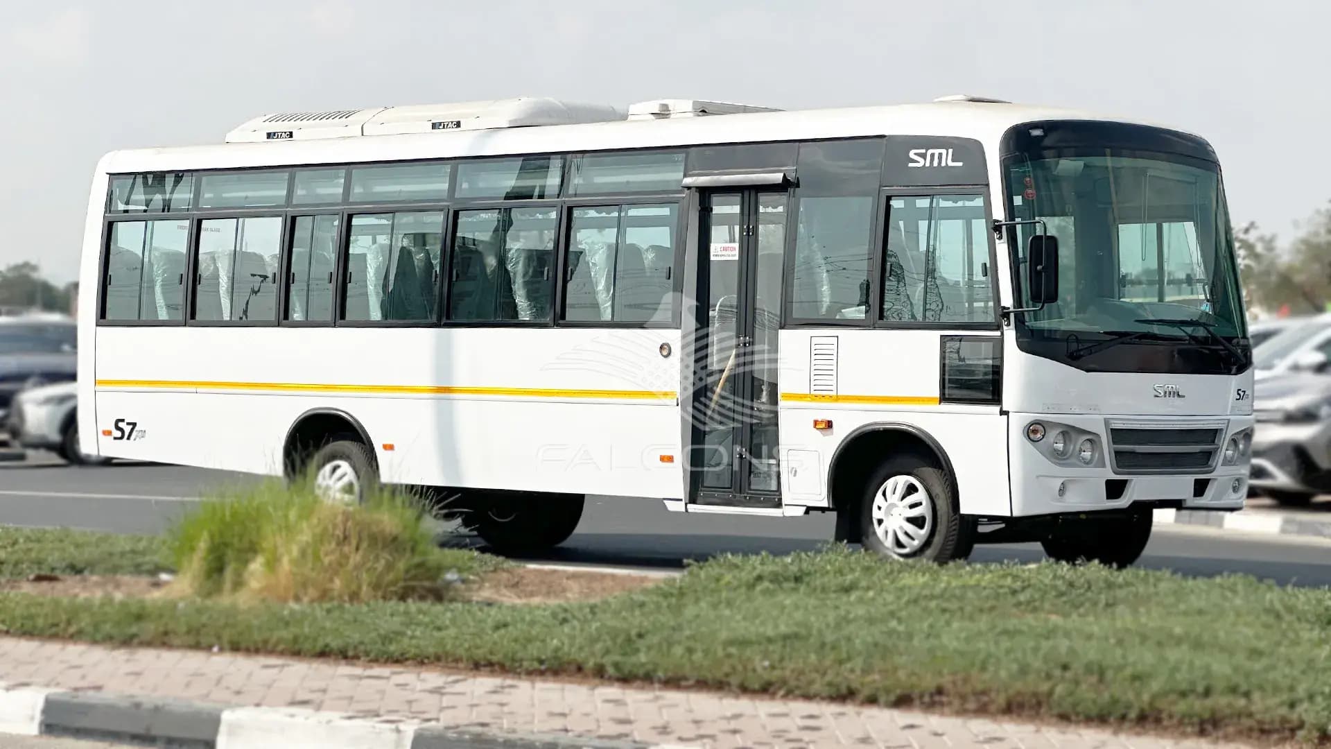 3455cc 47-SEATER AC Diesel MT - Image 5