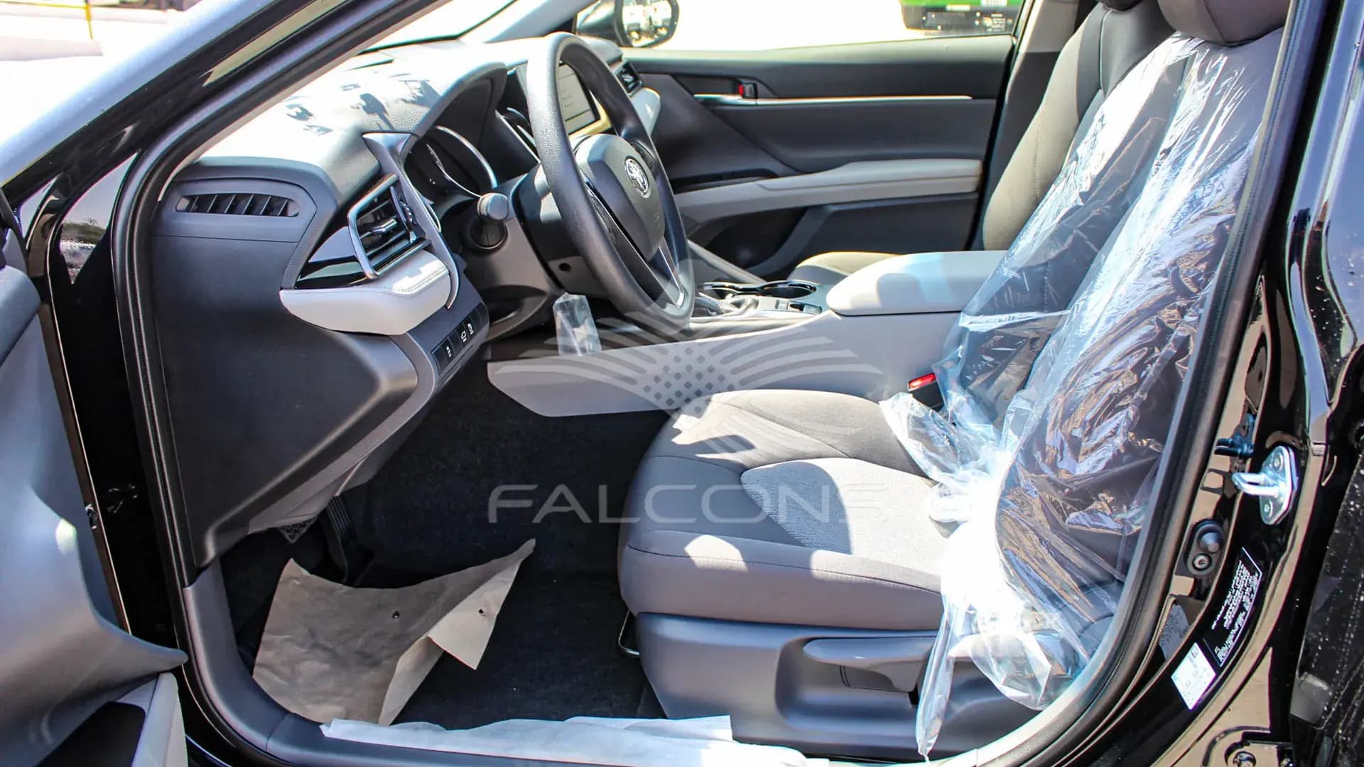 2.5L LE 5 seater AC - 2x Airbags  ABS AT - Image 13