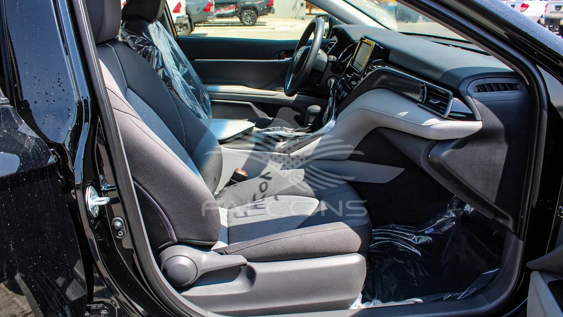 2.5L LE 5 seater AC - 2x Airbags  ABS AT - Image 16