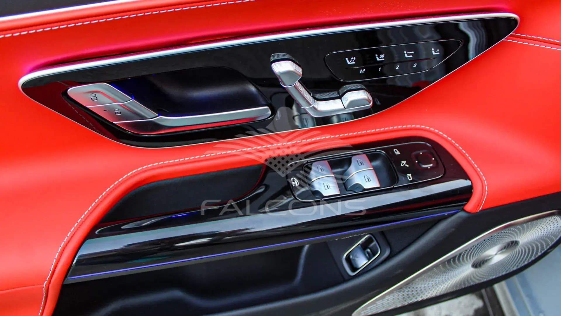 4.0L BITURBO 4MATIC+ AMG AT - Image 14