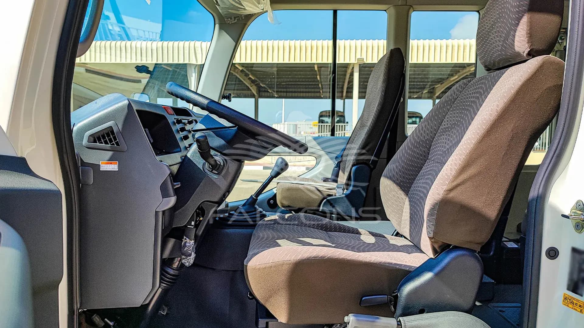 4.2L DSL 23 DLX MT - Image 9