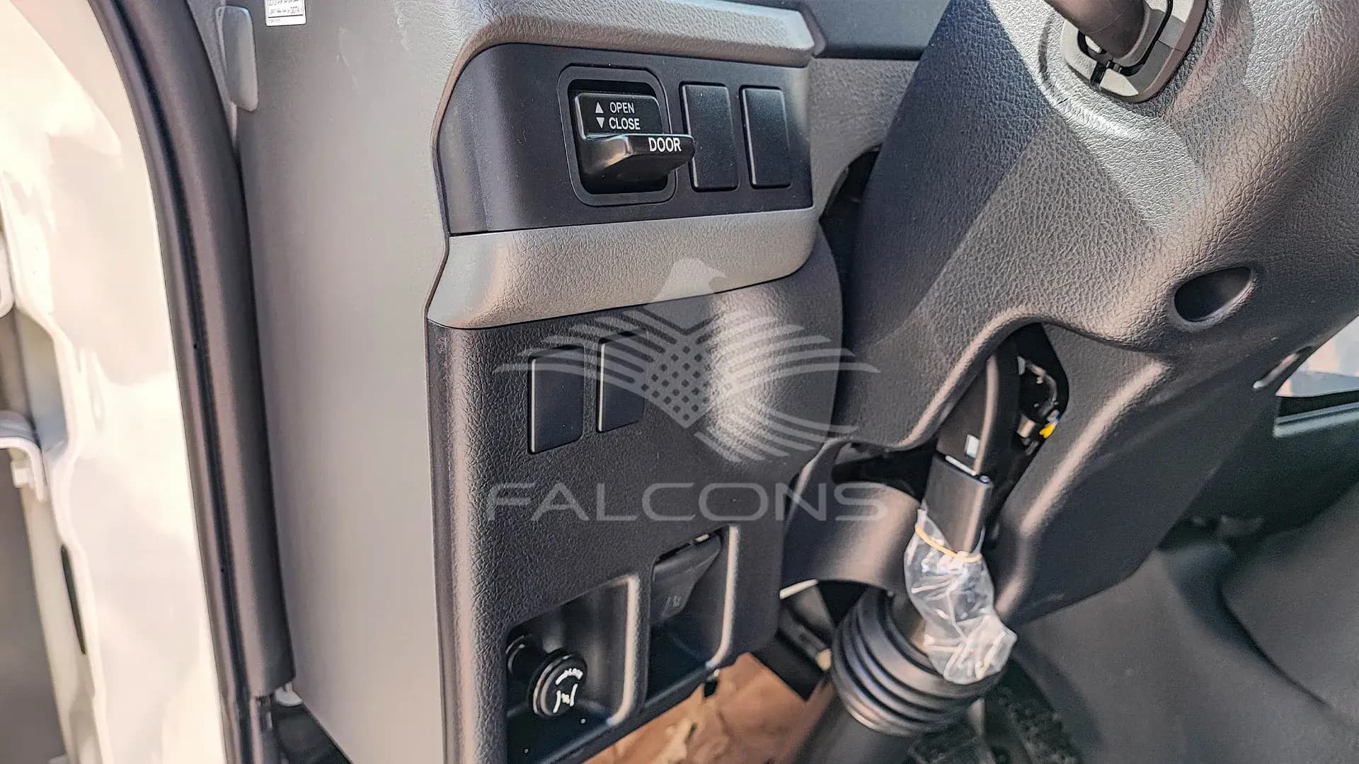 4.2L DSL 23 DLX MT - Image 10