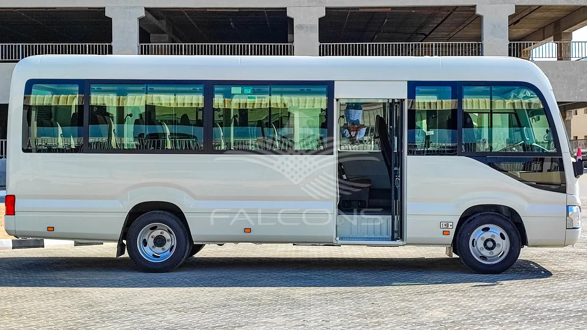 4.2L DSL 23 DLX MT - Image 11