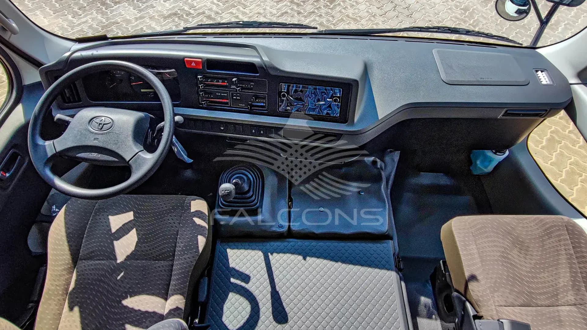 4.2L DSL 23 DLX MT - Image 12