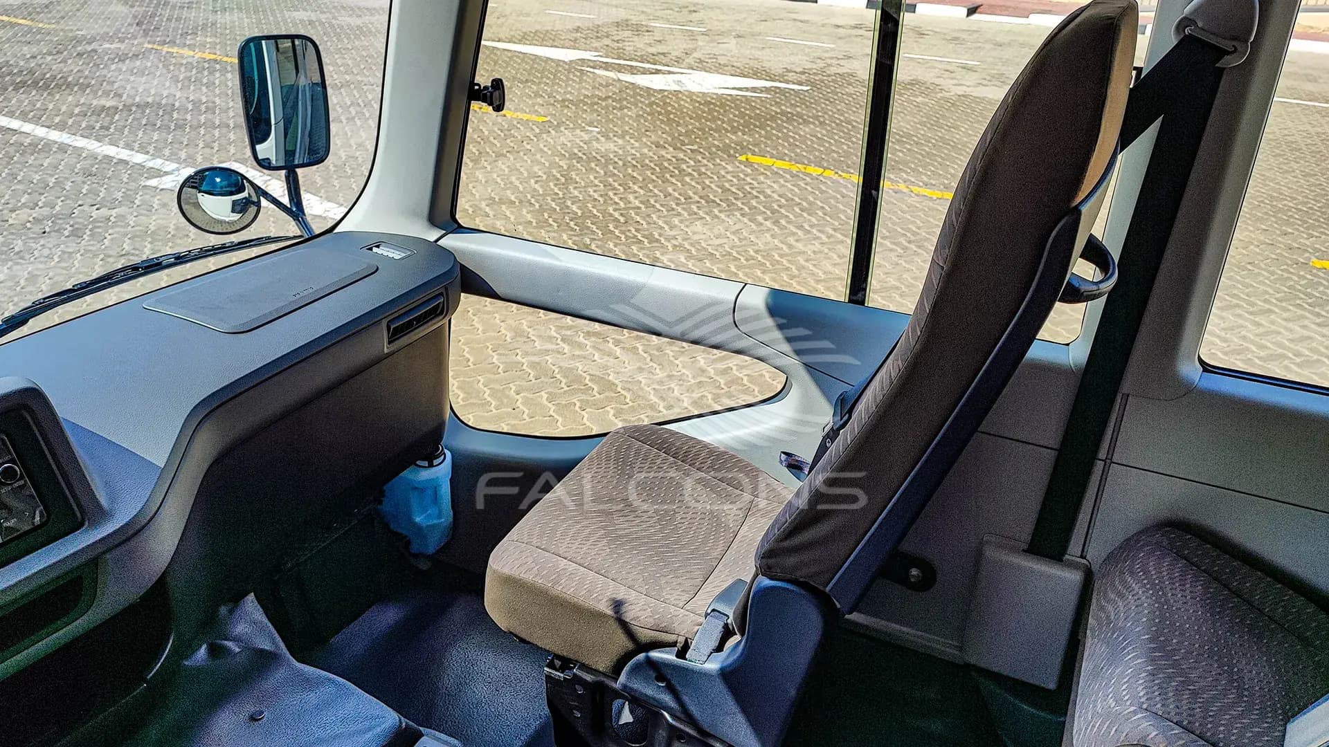 4.2L DSL 23 DLX MT - Image 17