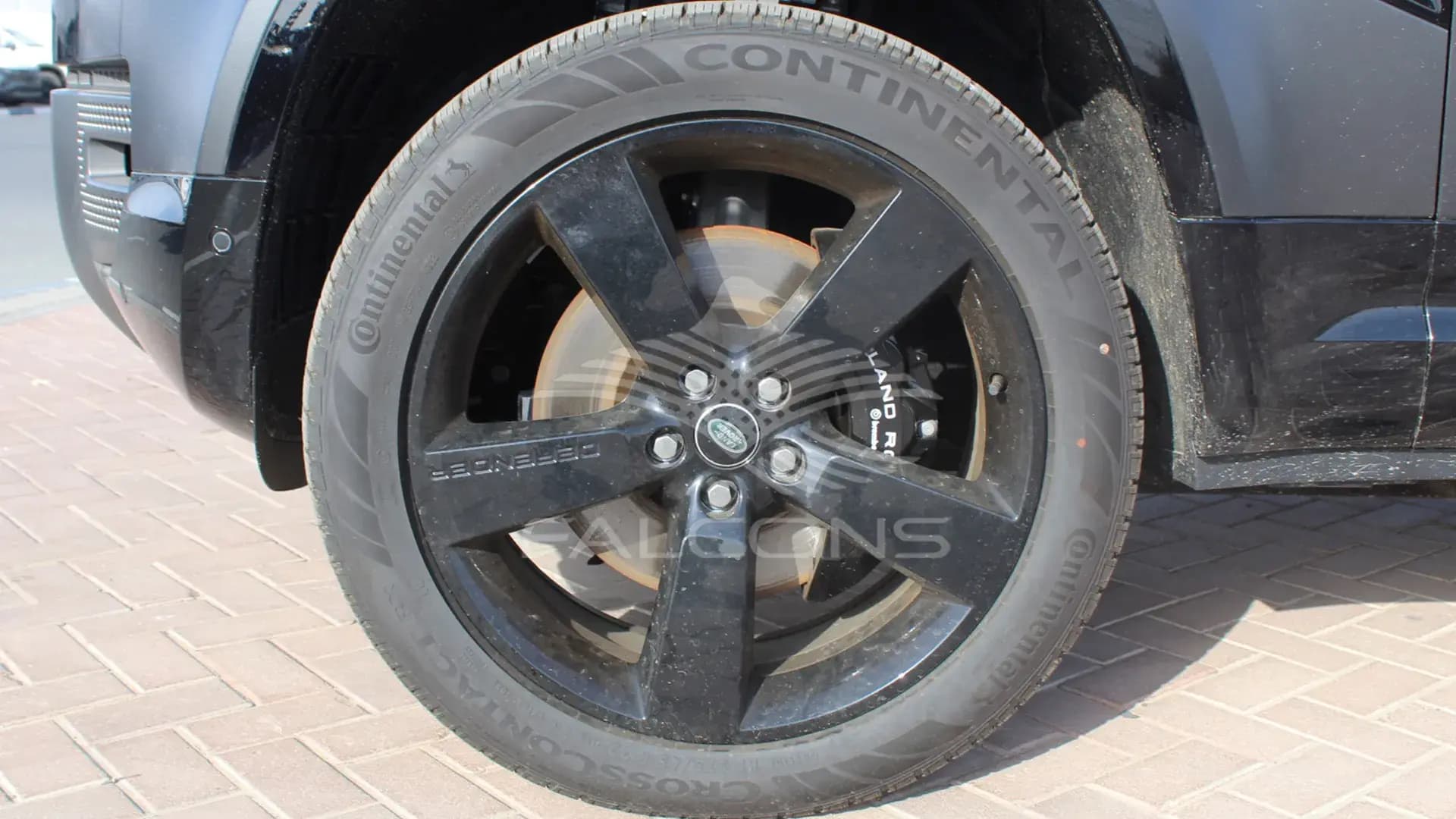 5.0L 110 V8 CARPATHIAN EDITION AT - Image 7