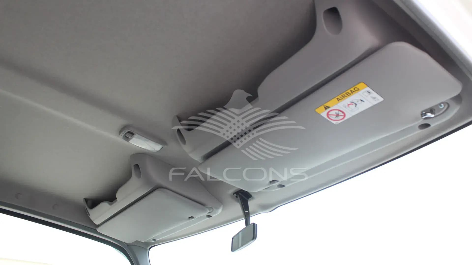 710L 300 series 714 NWB 4x2 Truck - Image 17