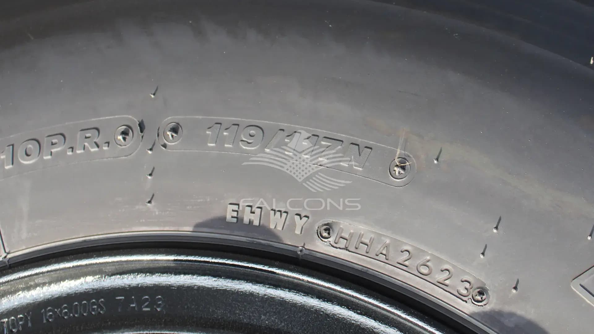 XZU 710L 6.5 TON 300S Wide cab 4X2 - Image 8