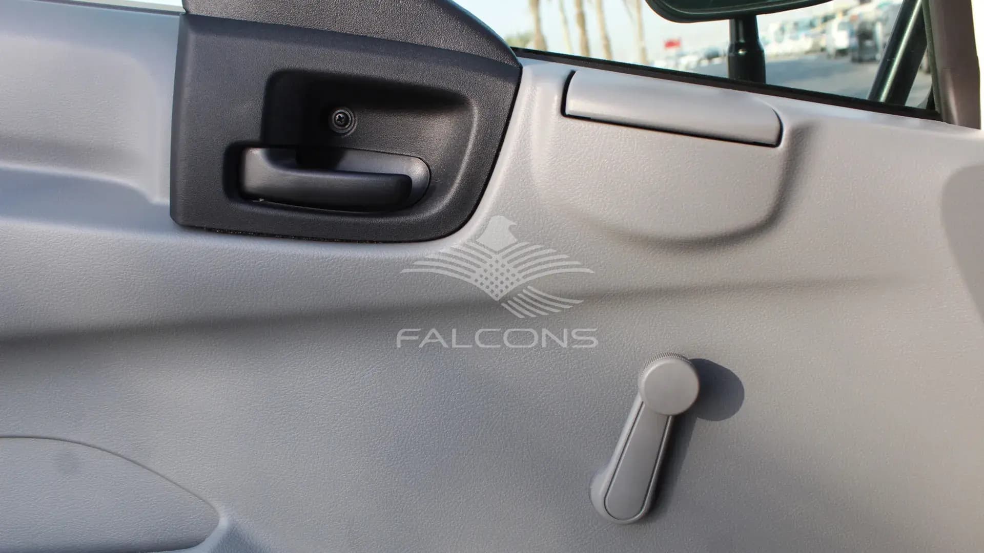 XZU 710L 6.5 TON 300S Wide cab 4X2 - Image 11