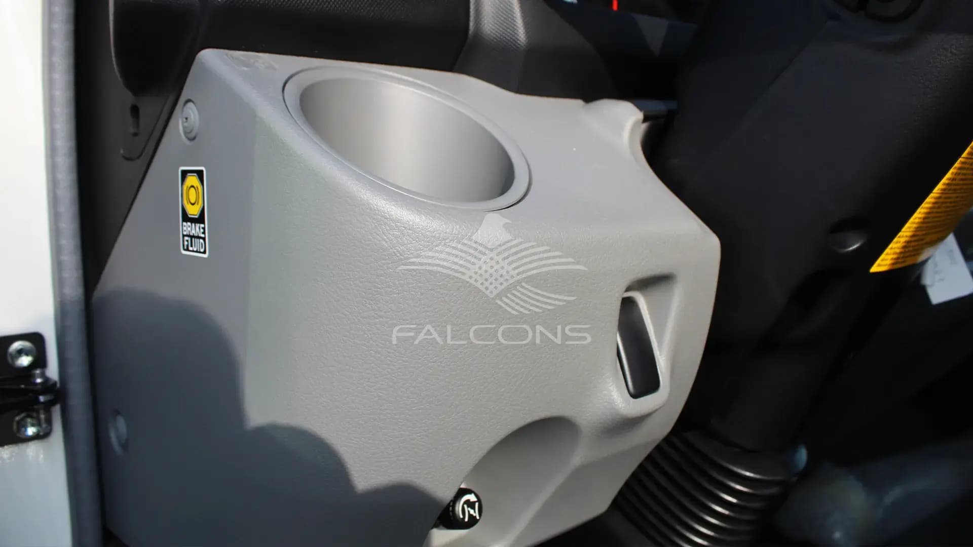 XZU 710L 6.5 TON 300S Wide cab 4X2 - Image 12