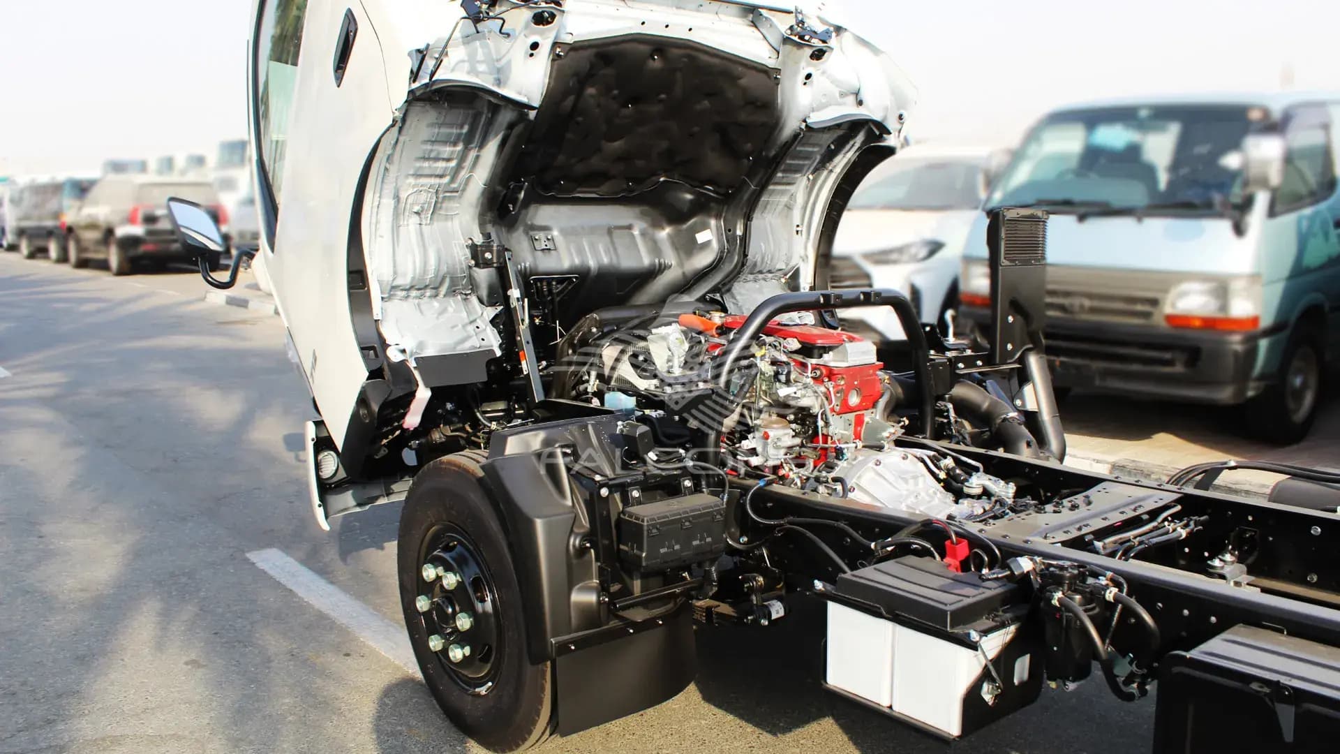 XZU 710L 6.5 TON 300S Wide cab 4X2 - Image 16