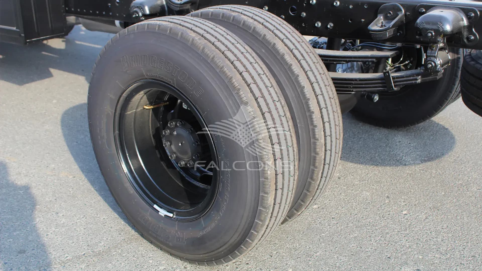 XZU 710L 6.5 TON 300S Wide cab 4X2 - Image 17