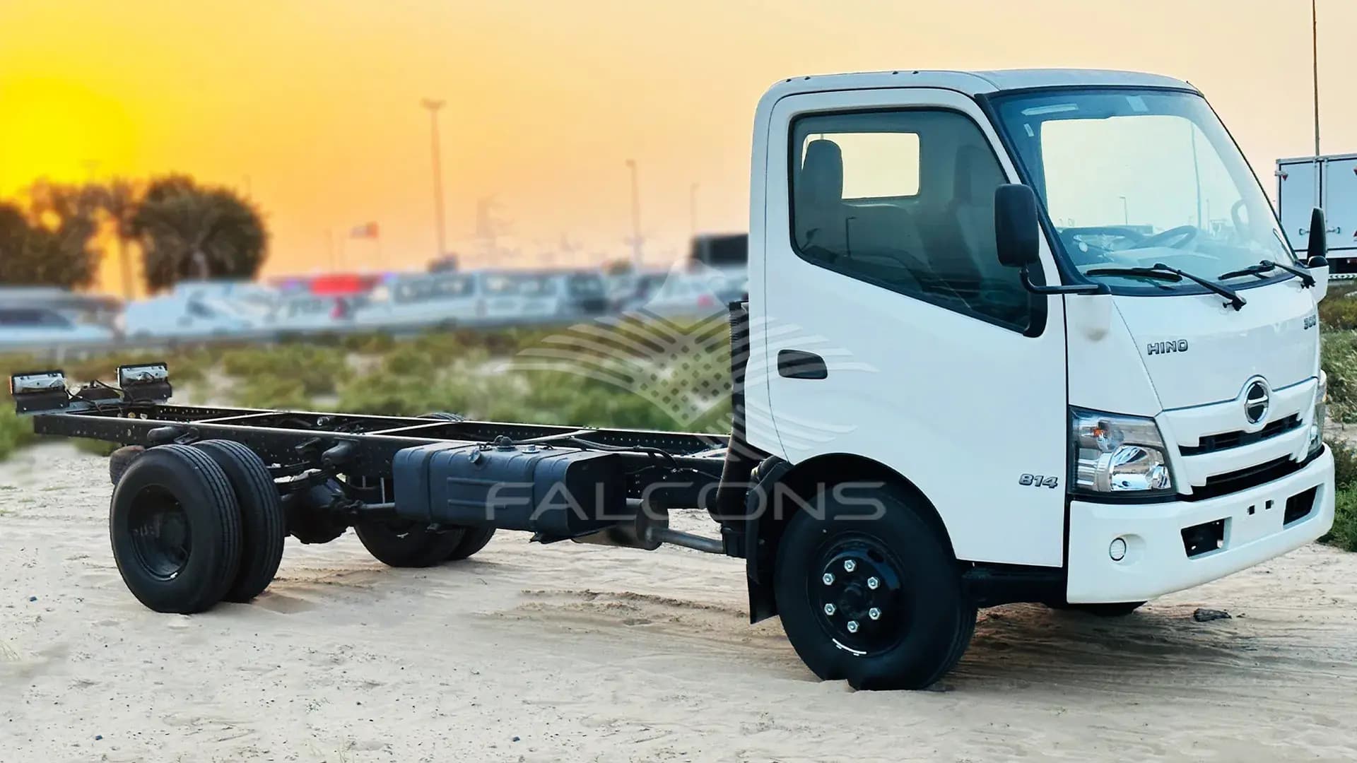 XZU 720L 7.5T 4X2 CHASS CAB 136CV ABS - Image 5