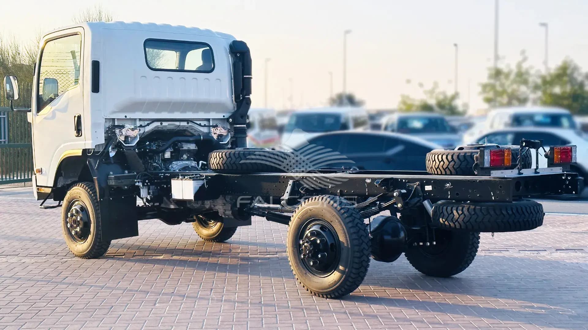 4.6L 71H CHASSIS 4X4 MT - Image 2