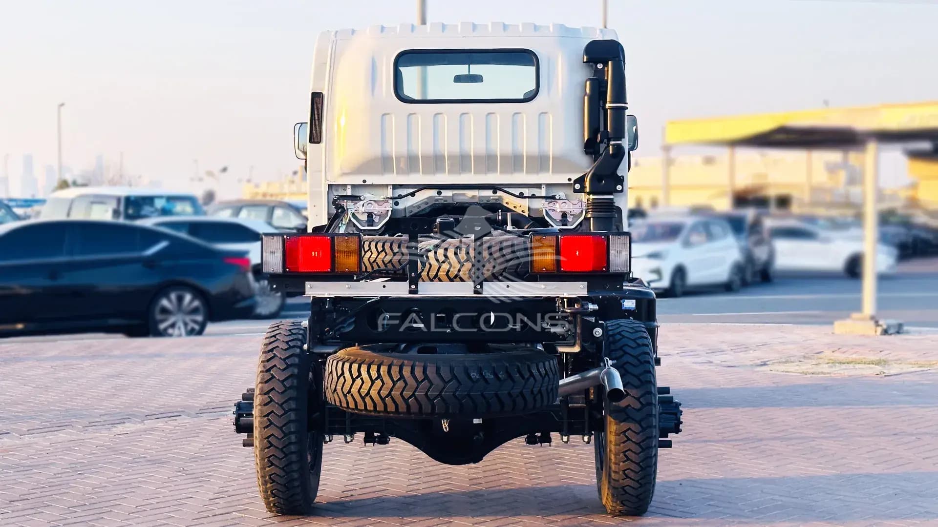 4.6L 71H CHASSIS 4X4 MT - Image 3