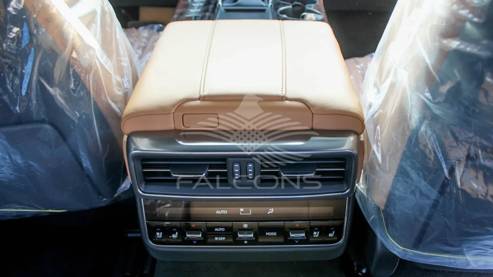 3.5L SIGNATURE AT - Image 14