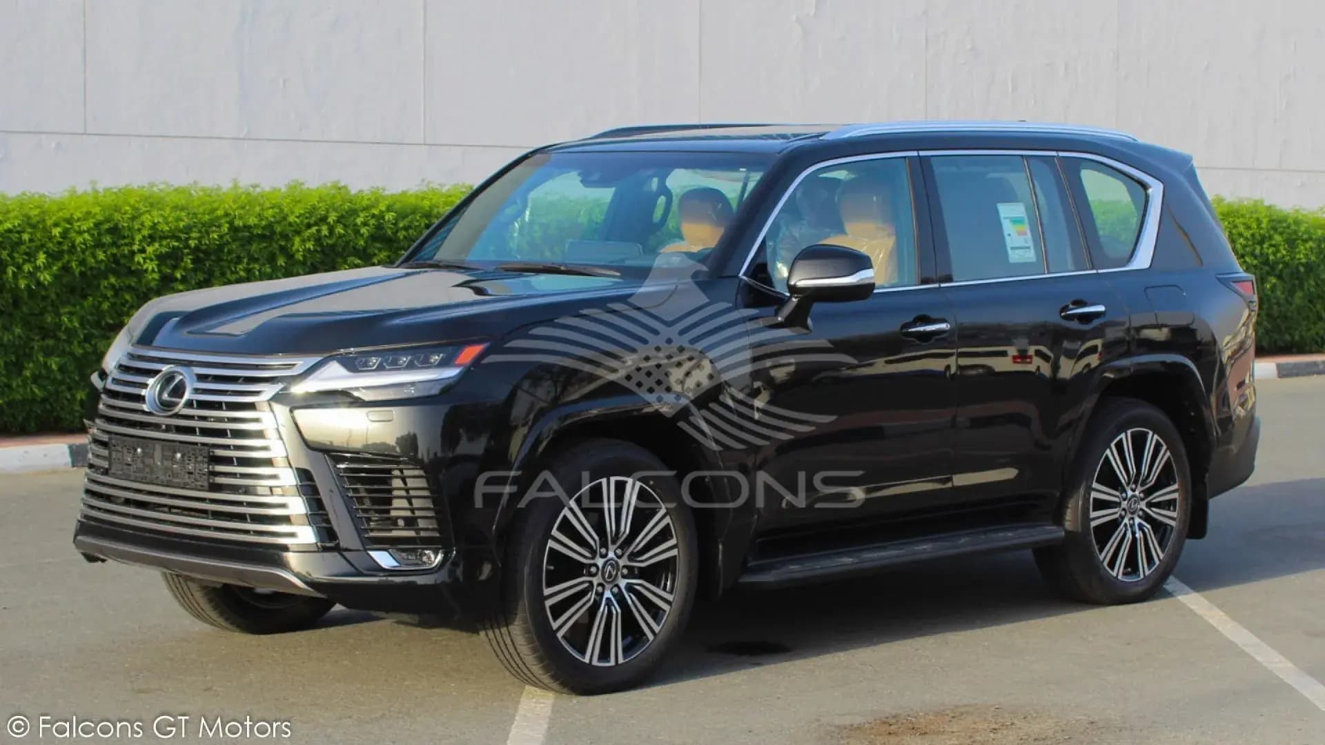 3.5L SIGNATURE AT 2025 - Image 3