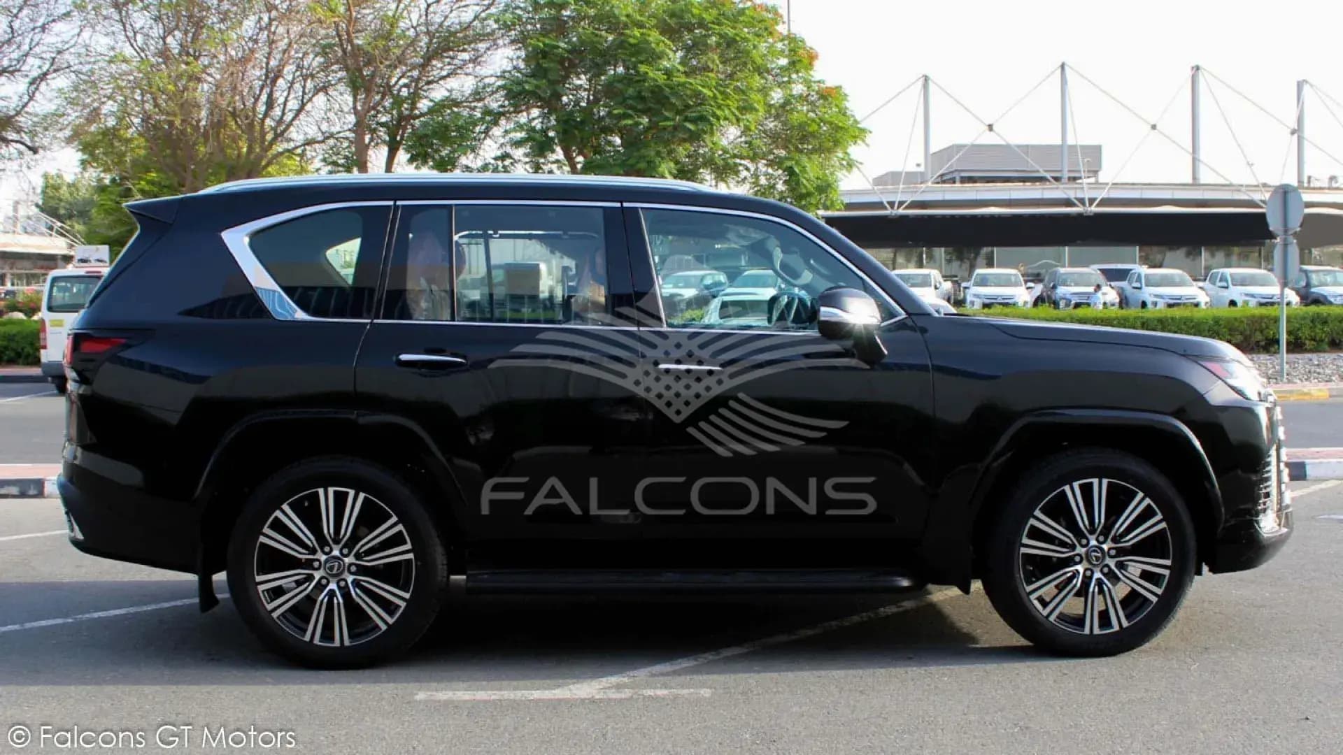 3.5L SIGNATURE AT 2025 - Image 10