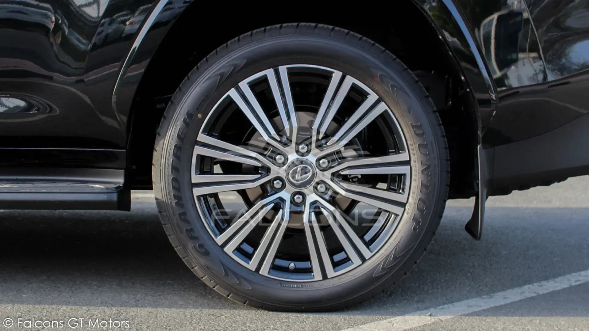 3.5L SIGNATURE AT 2025 - Image 11