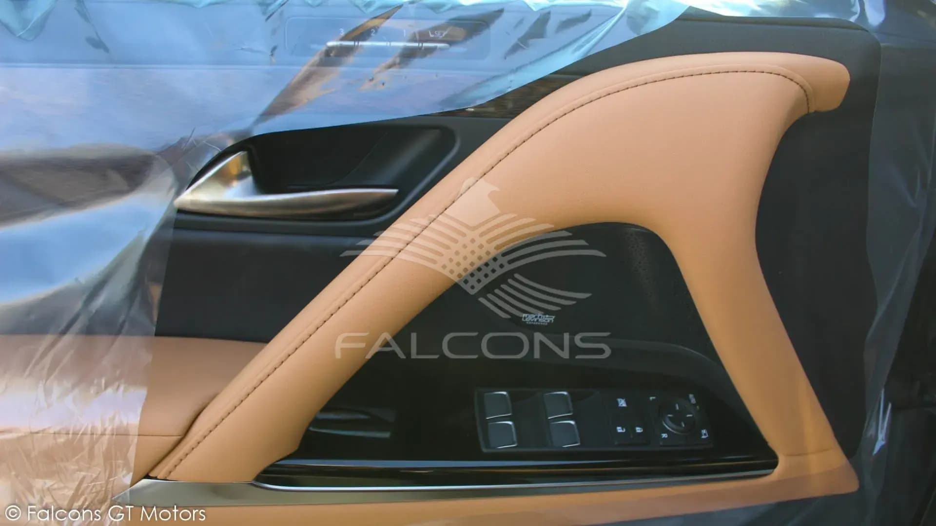 3.5L SIGNATURE AT 2025 - Image 12