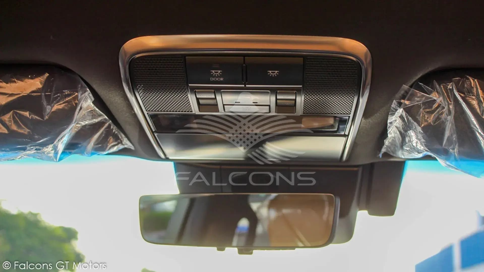 3.5L SIGNATURE AT 2025 - Image 17