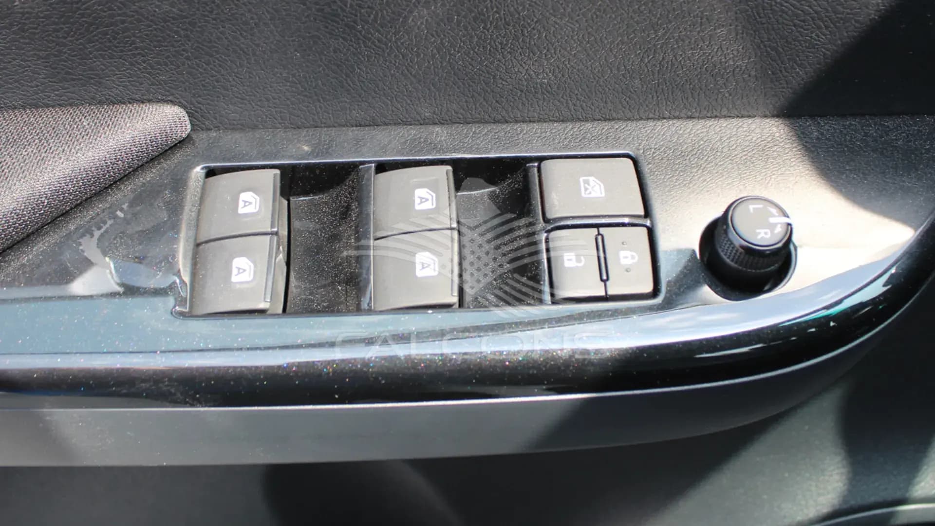 2.4L GLX D DC 4WD MT - Image 9