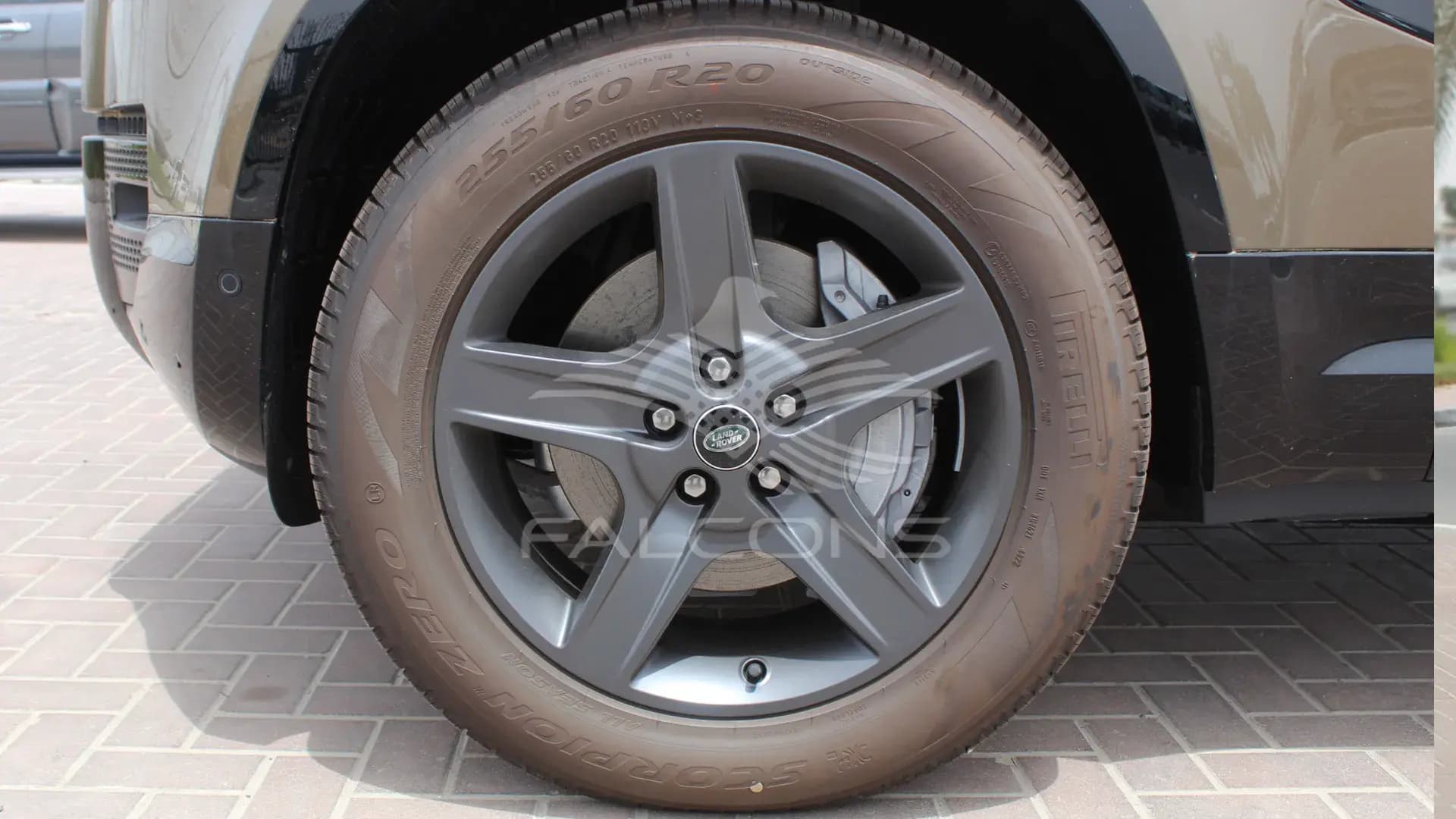 3.0L V6 110 P400 X-Dynamic SE 5DR - AT - Image 7