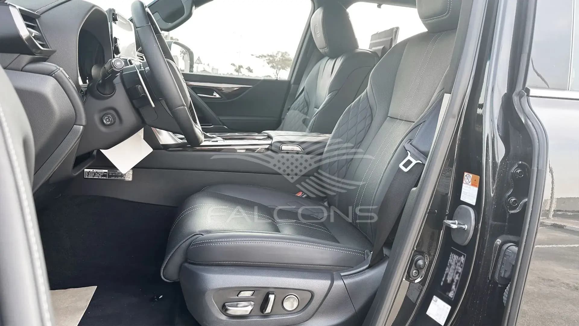 3.5L VIP 4WD AT - Image 9