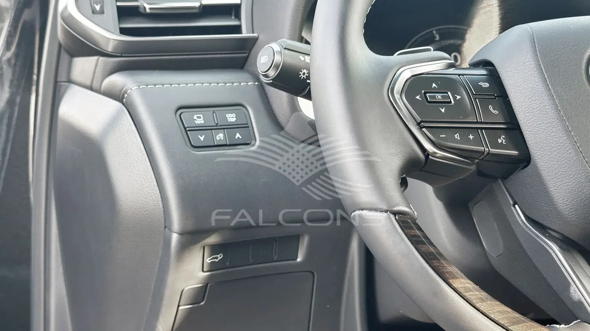 3.5L VIP 4WD AT - Image 13