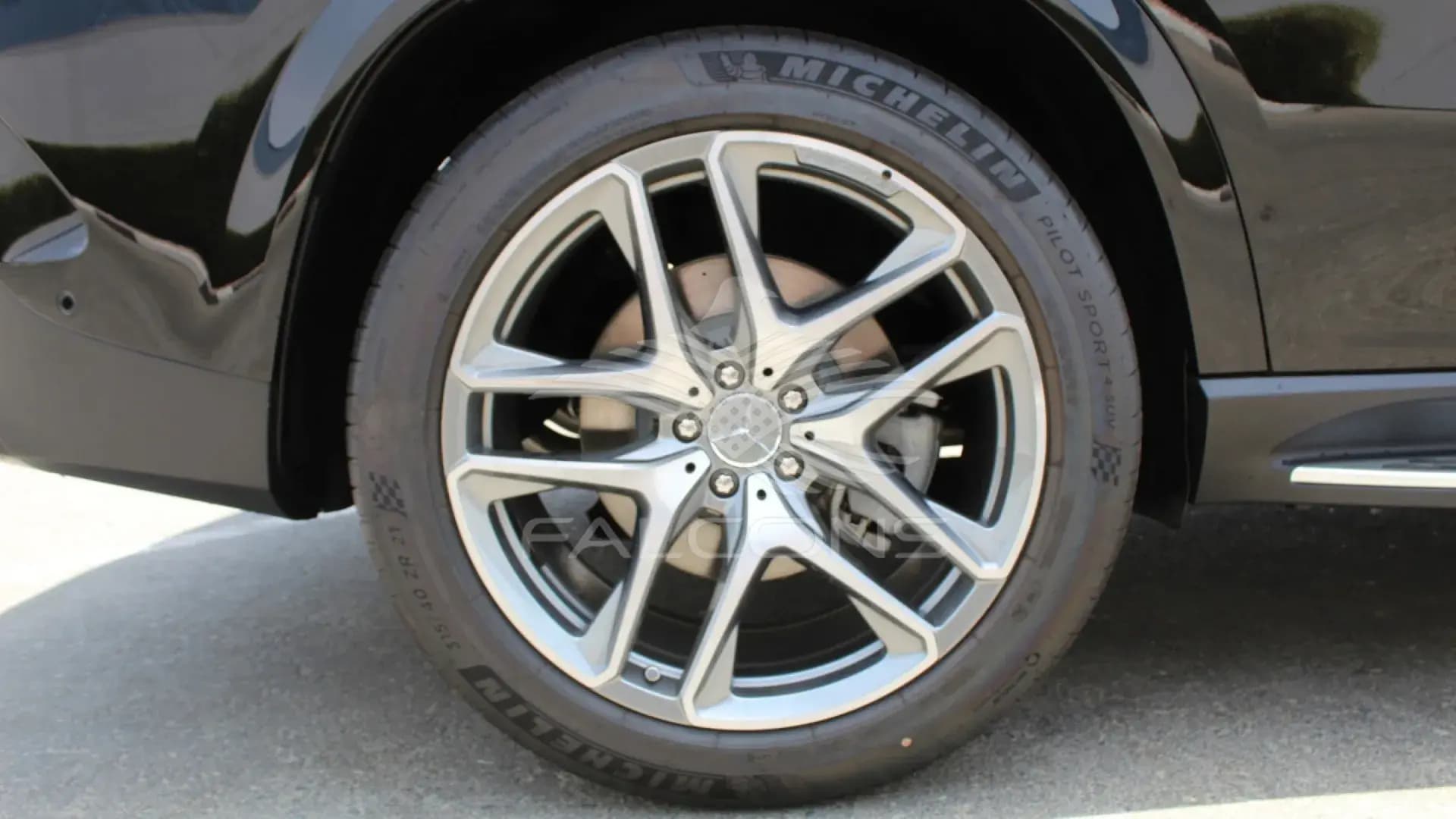 53 3.0L AMG COUPE AT - Image 9