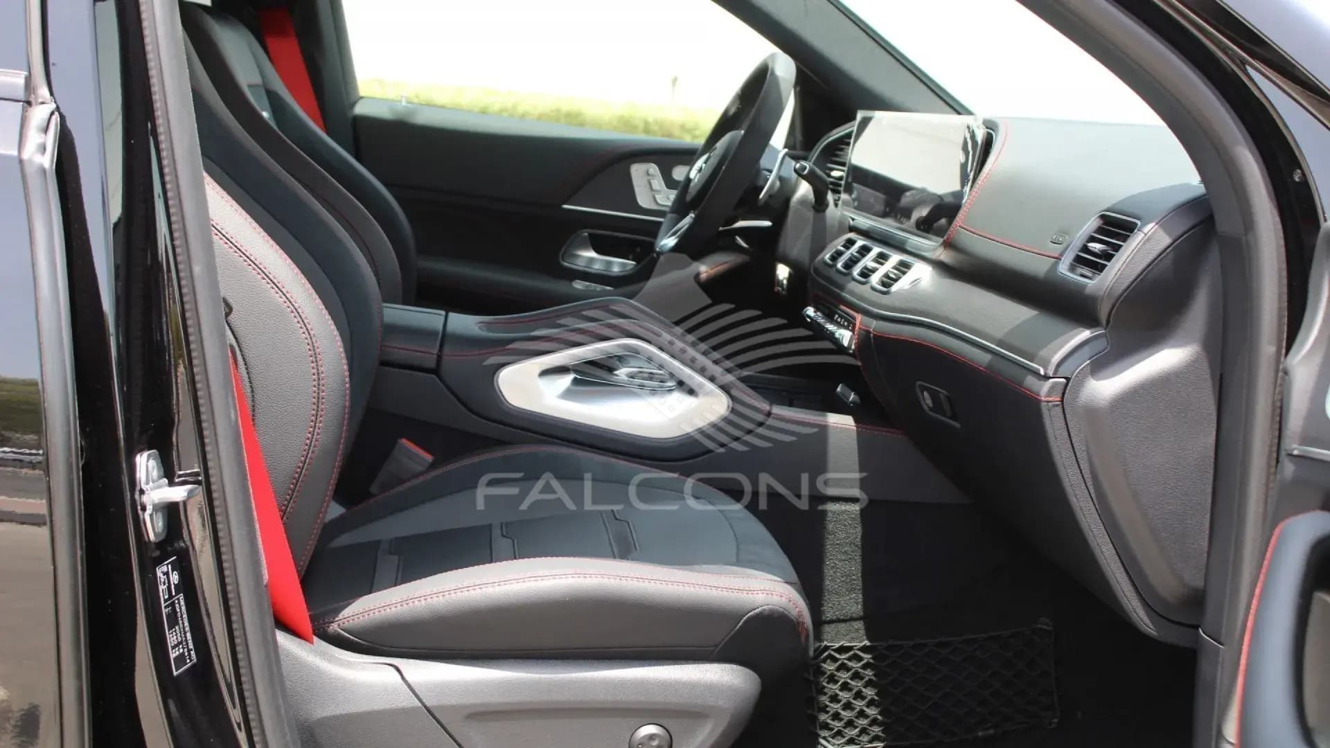 53 3.0L AMG COUPE AT - Image 12