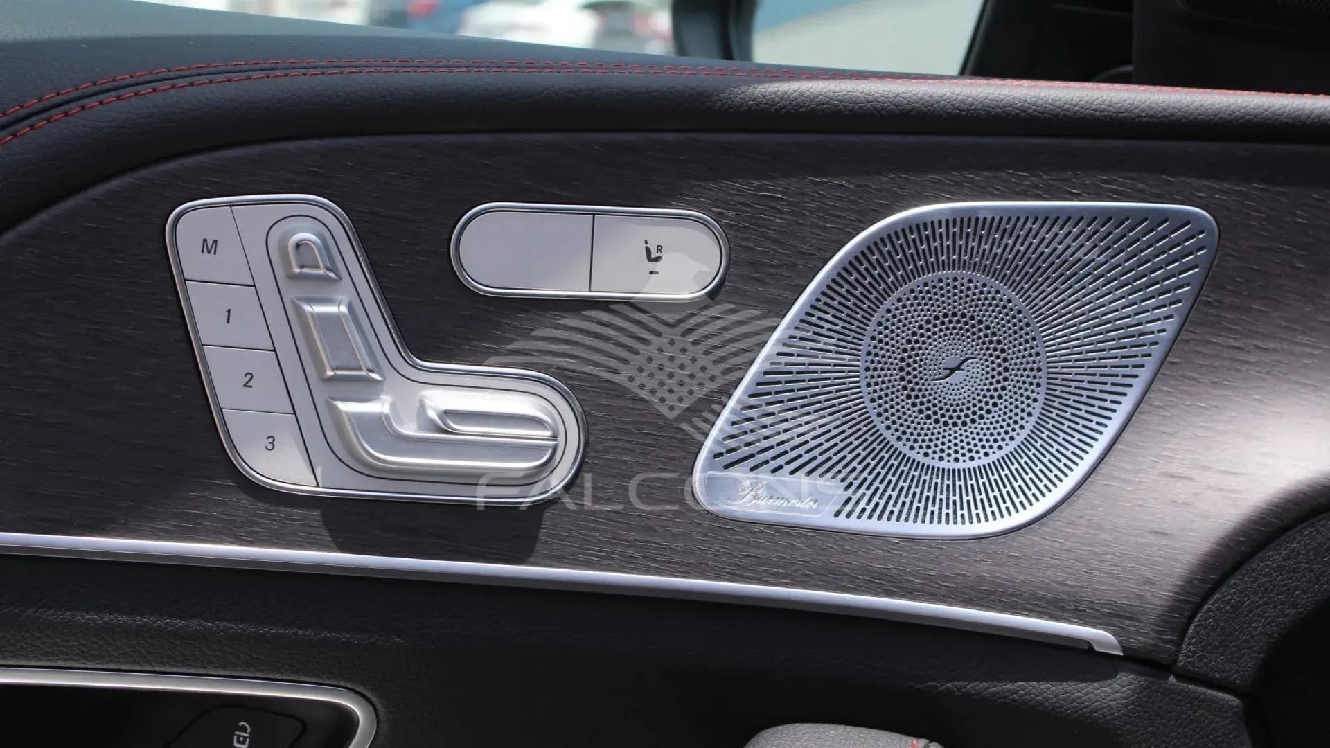 53 3.0L AMG COUPE AT - Image 17