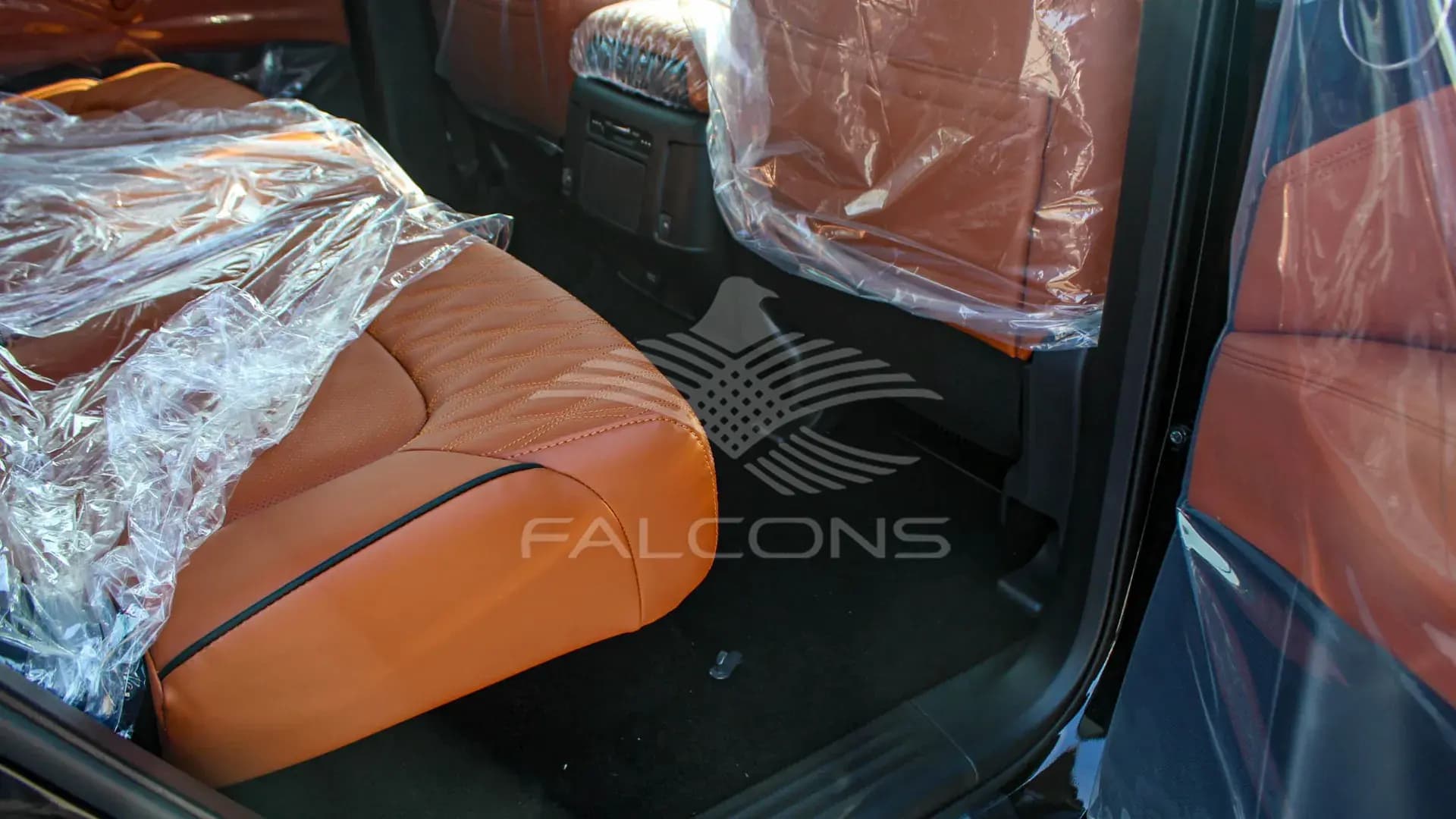 4.0L Platinum AT - Image 15