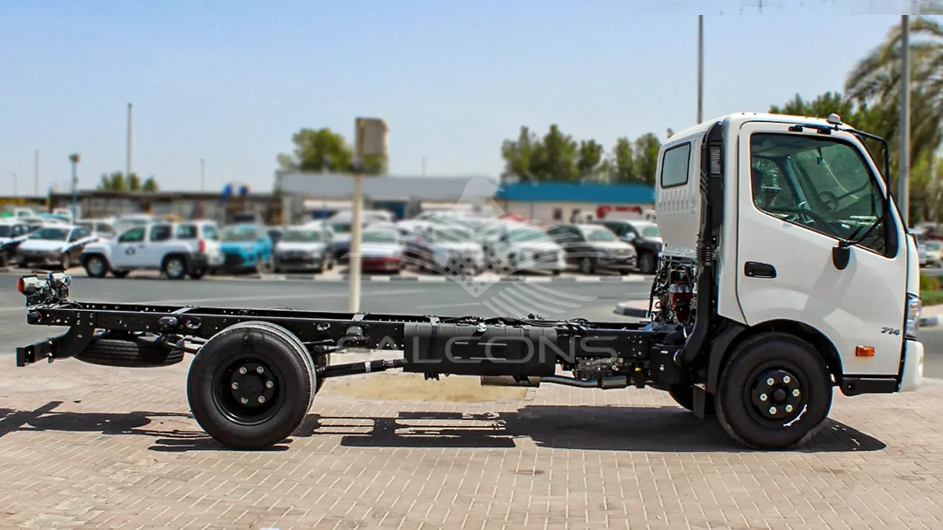 710L 4.0L LIGHT DUTY TRUCK MT - Image 6