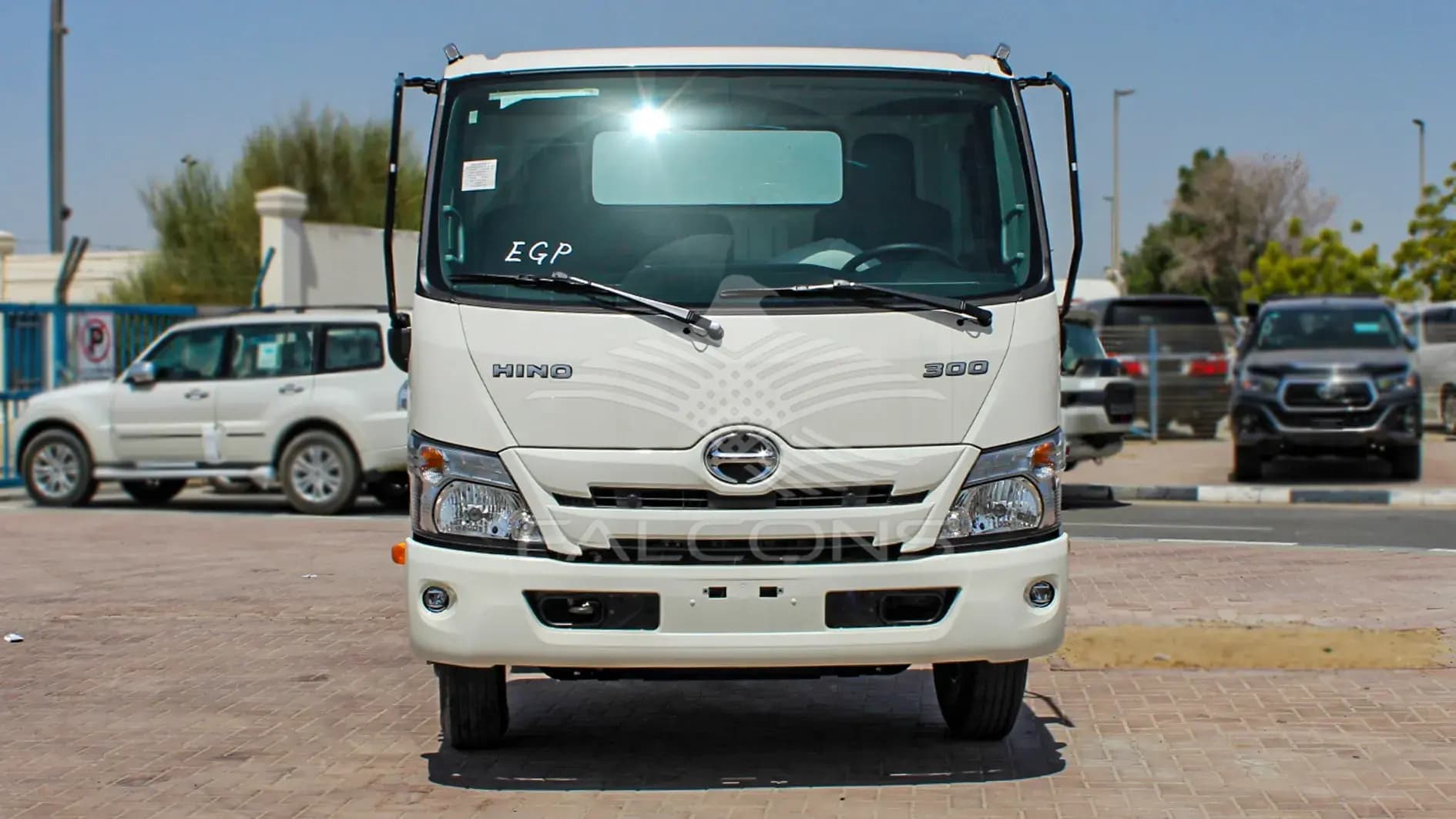 710L 4.0L LIGHT DUTY TRUCK MT - Image 8