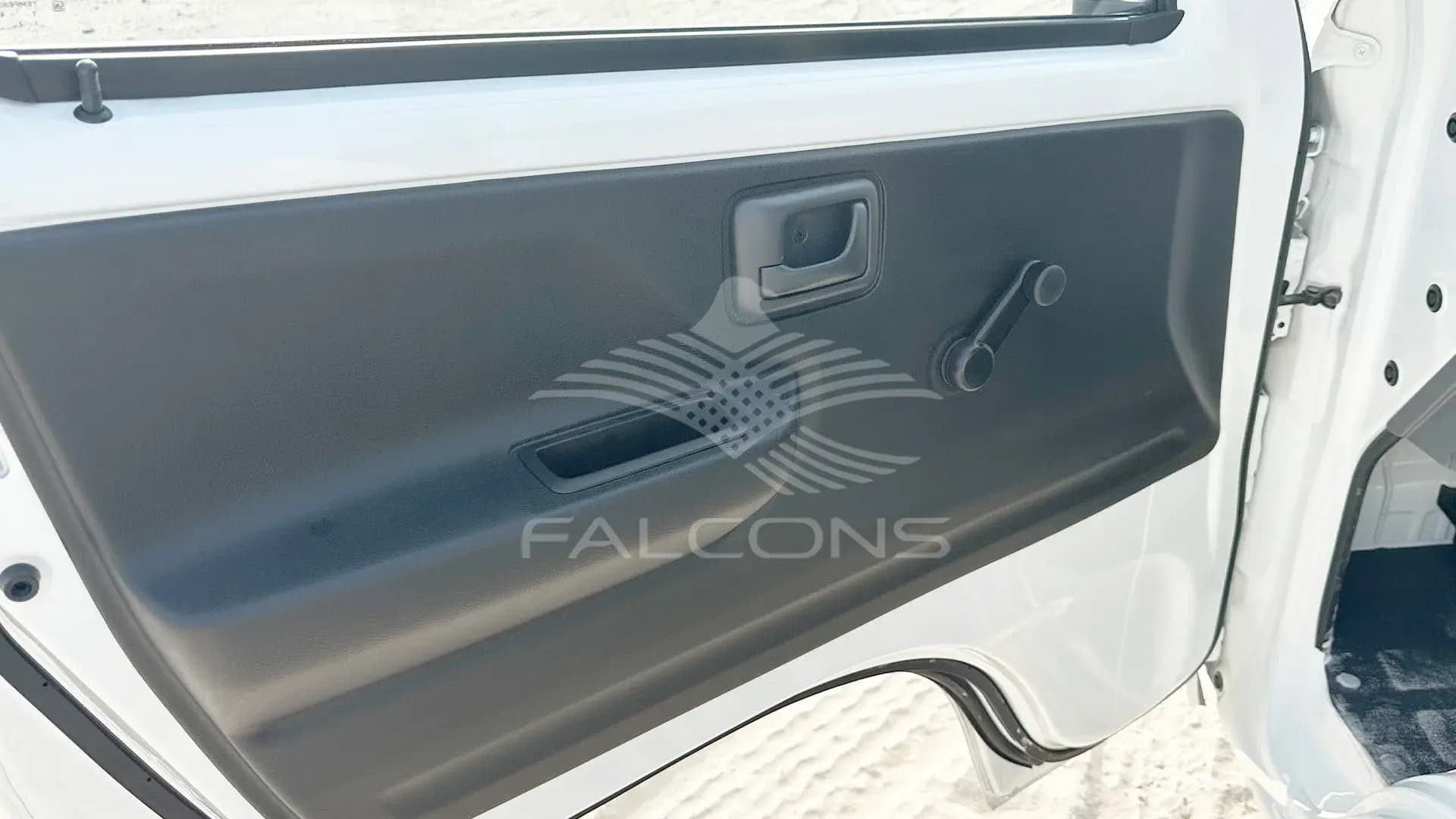 1.5L 2WD 5MT G26 - Image 11