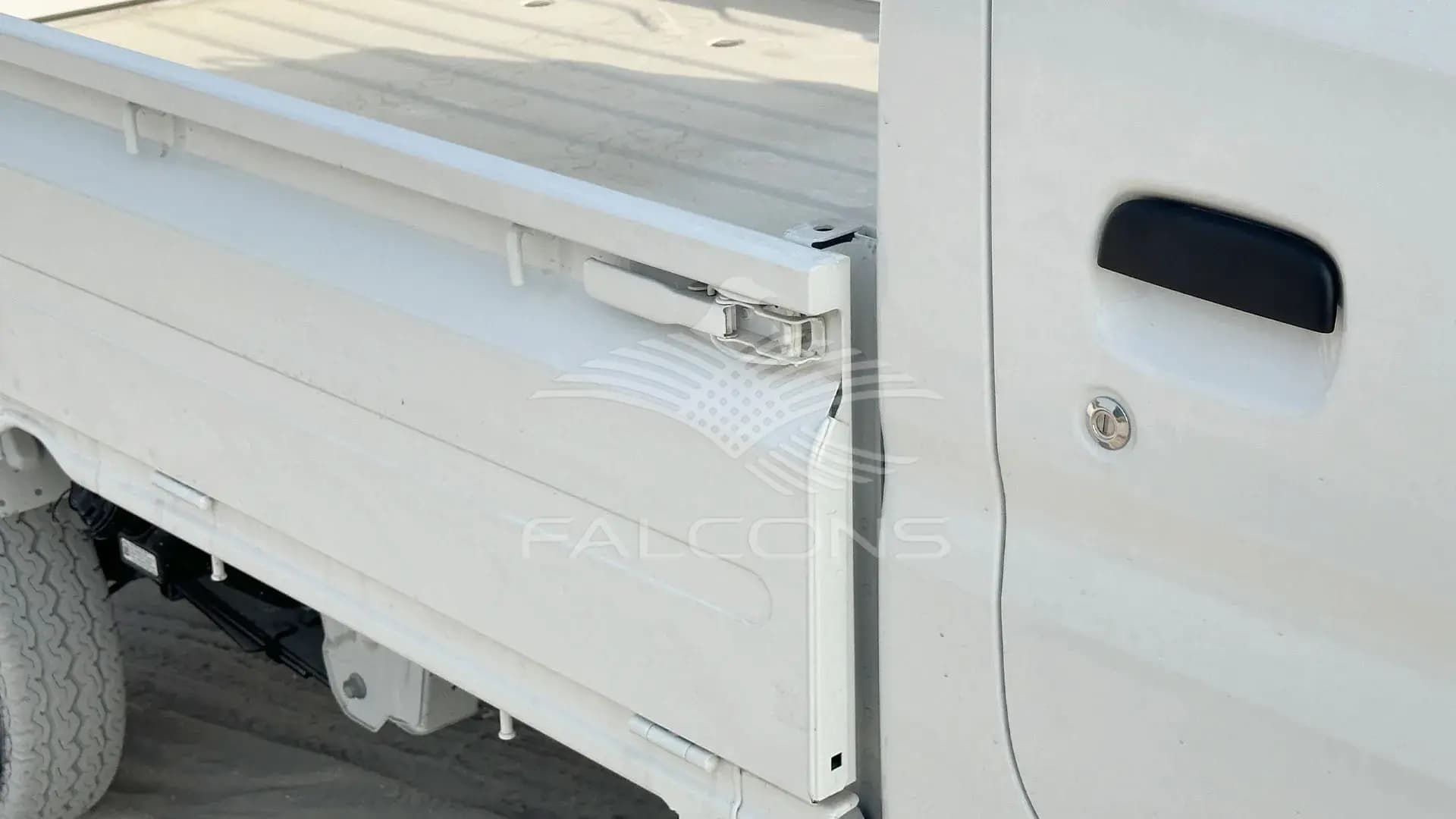 1.5L 2WD 5MT G26 - Image 17