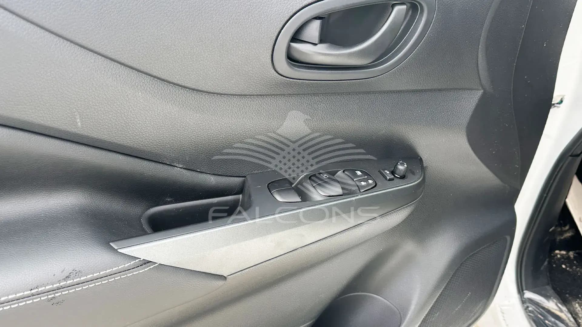 2.5L PRO DSL TURBO 4x4 AT - Image 13