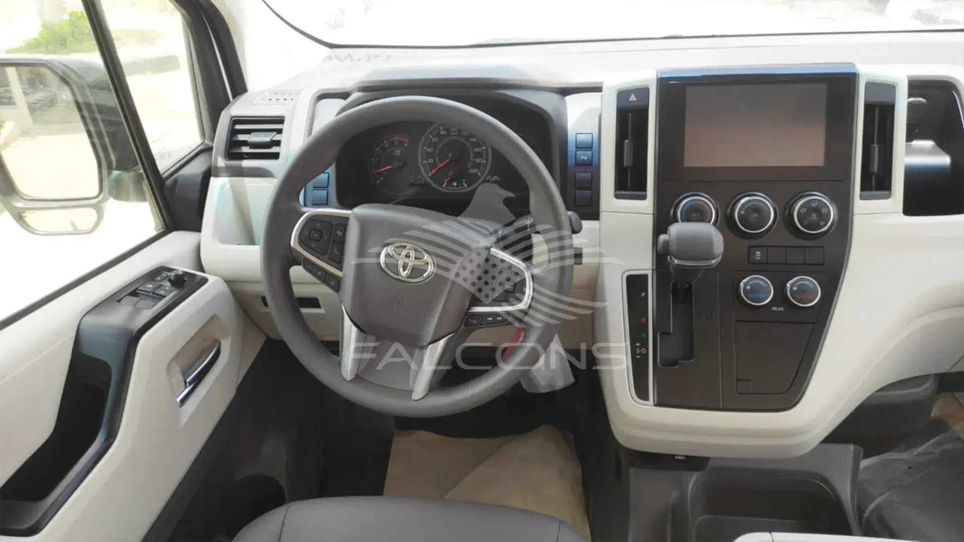 2.8L COMMUTER 14 GL AT - Image 6