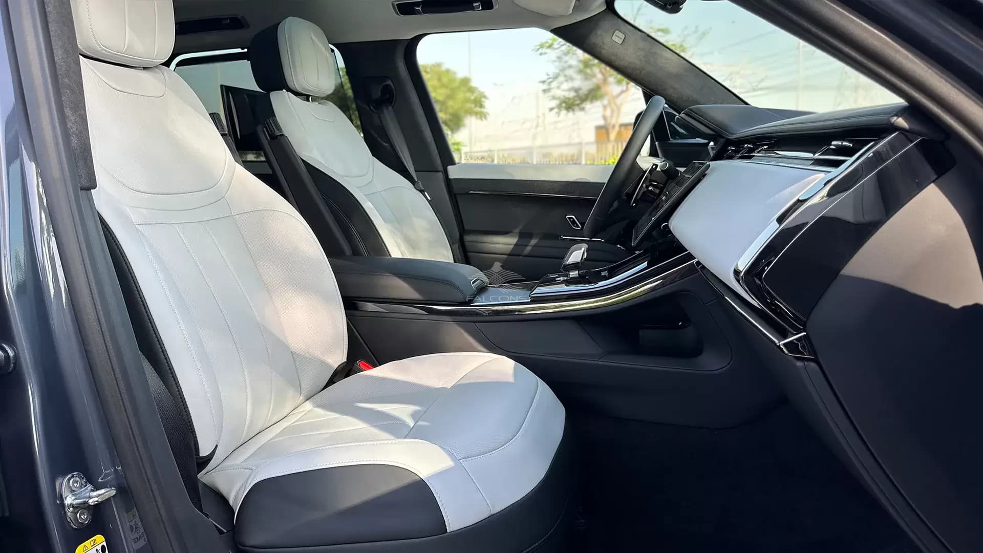 3.0L  FE AUTOBIOGRAPHY TT HYBRID - Image 11