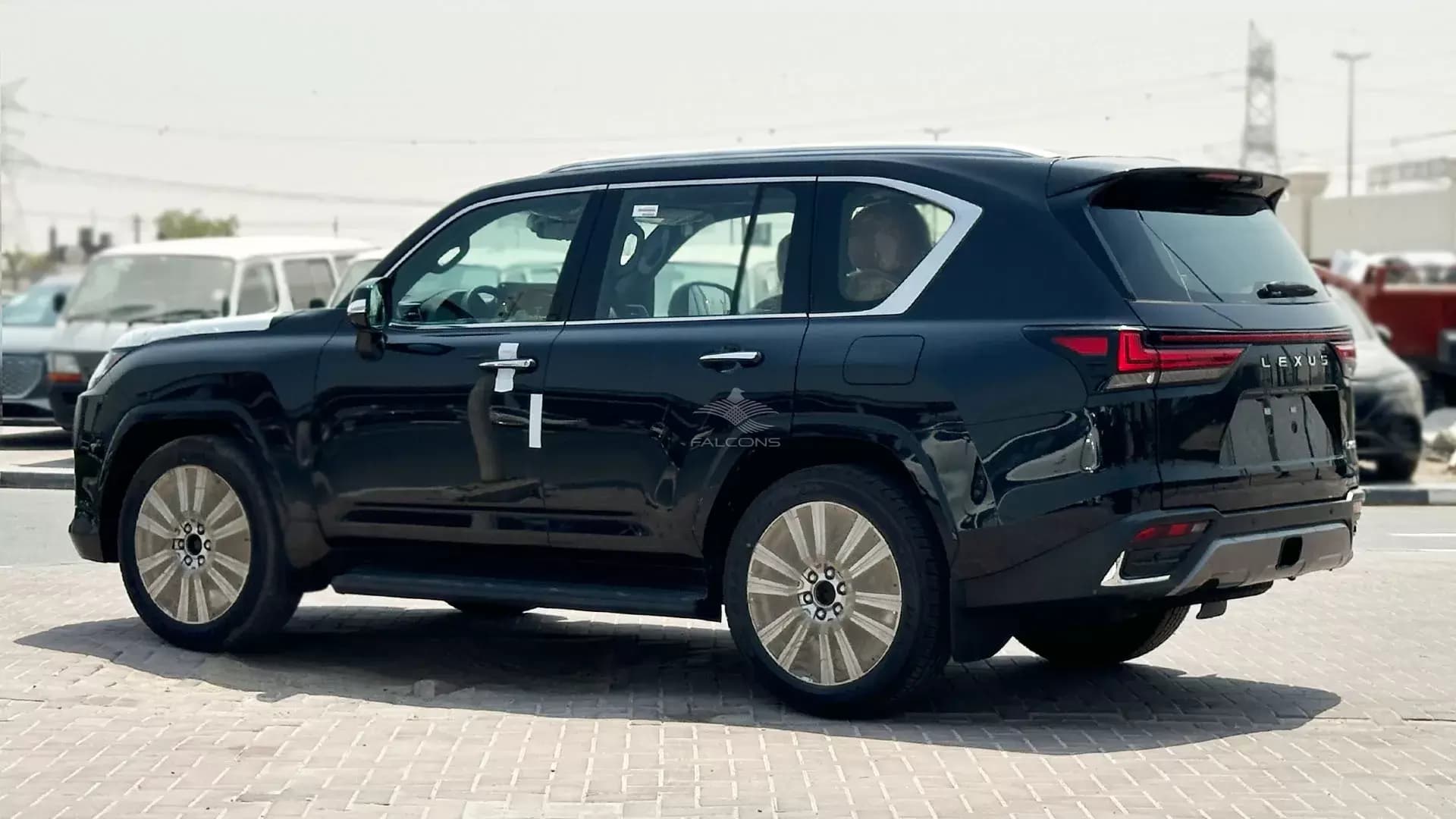 3.5L LX VIP 10 AT - Image 2