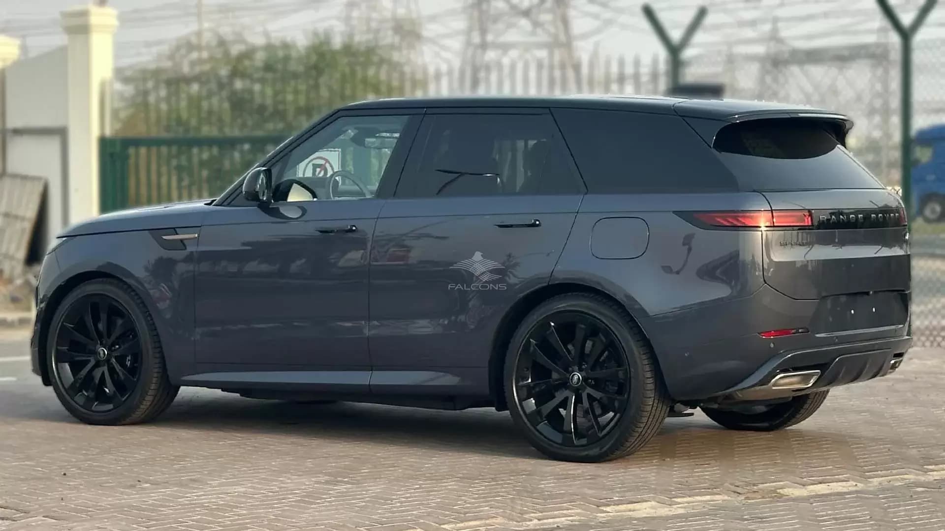 3.0L FE AUTOBIOGRAPHY TT HYBRID - Image 2